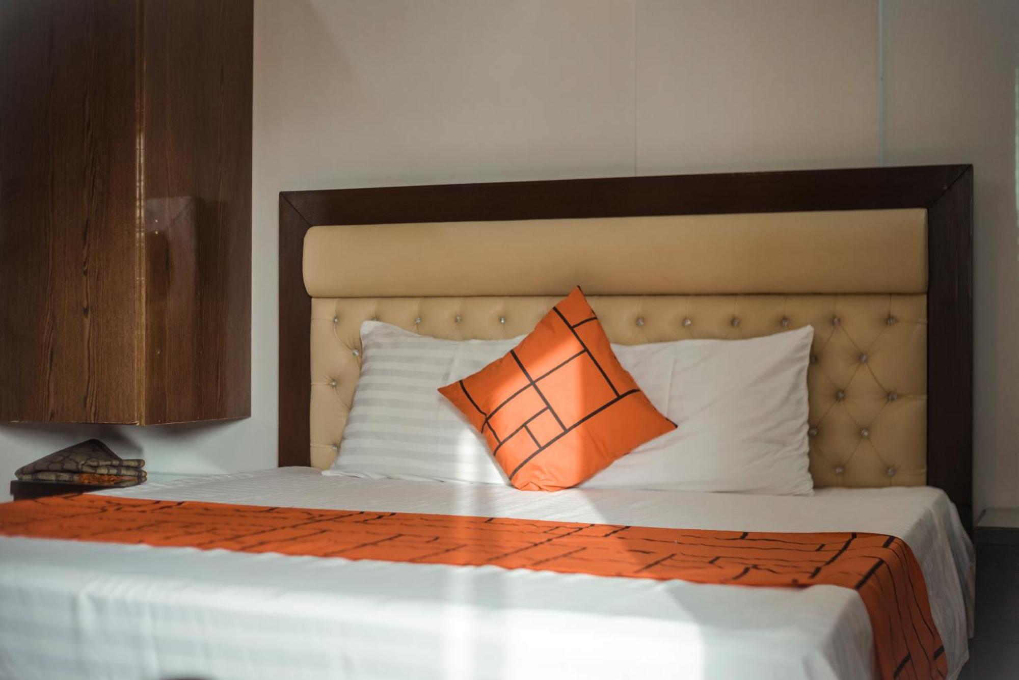 Goho Rooms Badar Karatschi Exterior foto